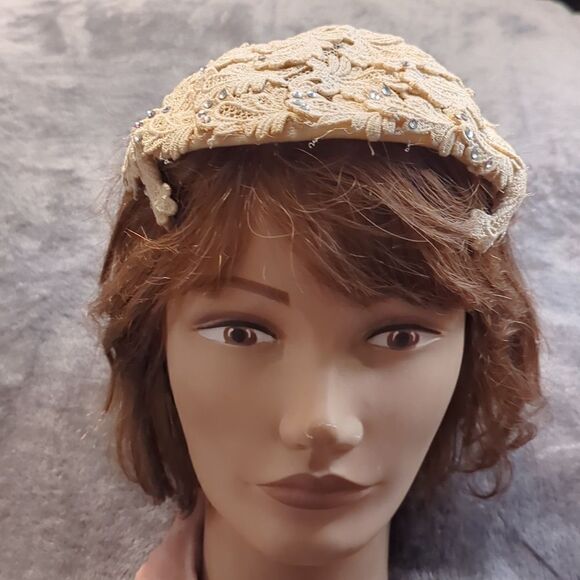 Vintage 1950's Womens Emporium Hat San Francisco New York Rhinestones Cream - Picture 1 of 9